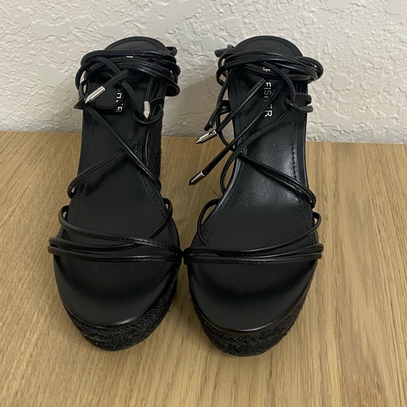 Marc Fisher Black Espadrille Wedge 1" Platform Heel size 6.5 - Picture 5 of 10